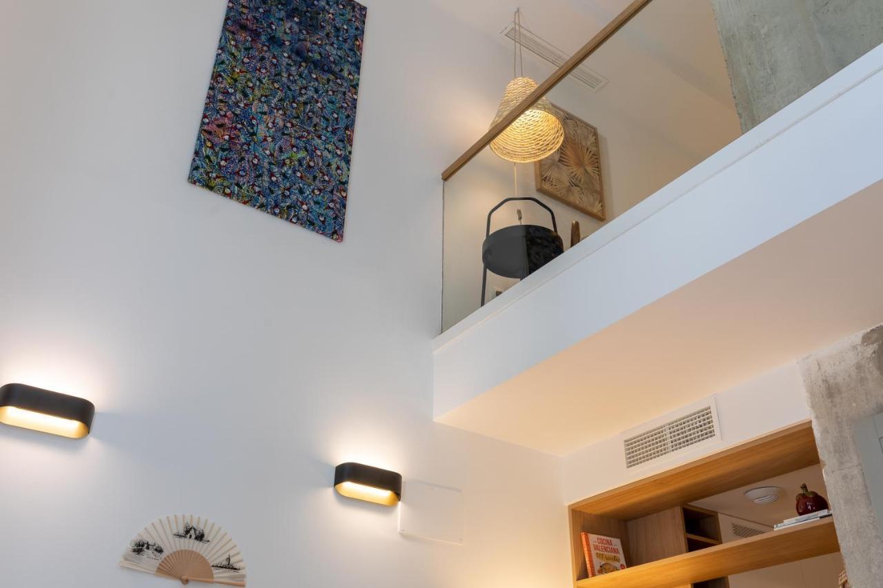 Apartup Opera Loft Love Валенсия Экстерьер фото