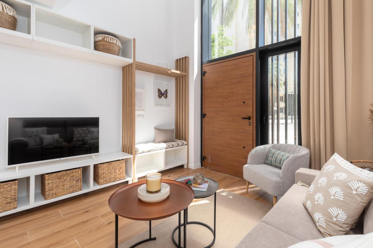 Apartup Opera Loft Love Валенсия Экстерьер фото